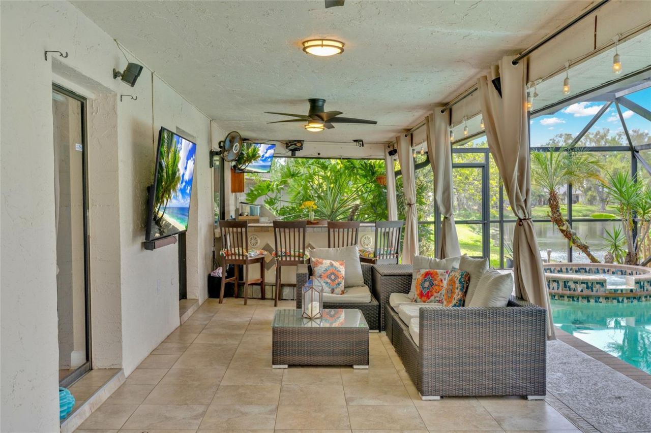 8345 Brandeis Court, Sarasota, FL 34243 Photo