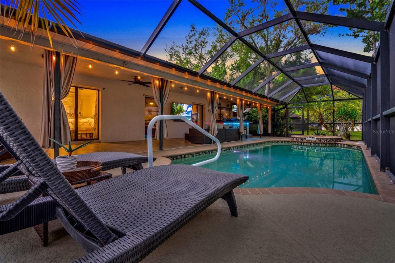 8345 Brandeis Court, Sarasota, FL 34243 Photo