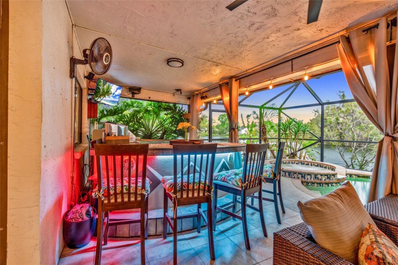 8345 Brandeis Court, Sarasota, FL 34243 Photo