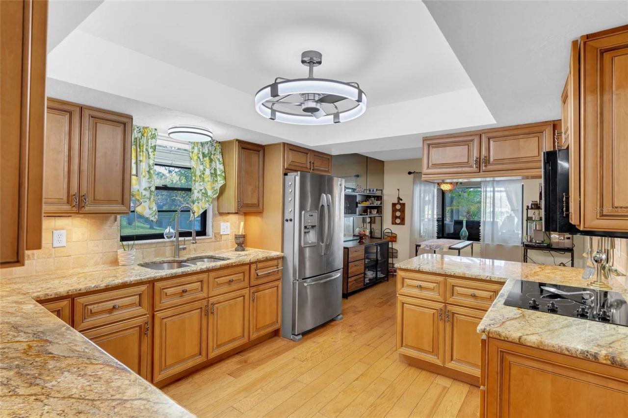 8345 Brandeis Court, Sarasota, FL 34243 Photo