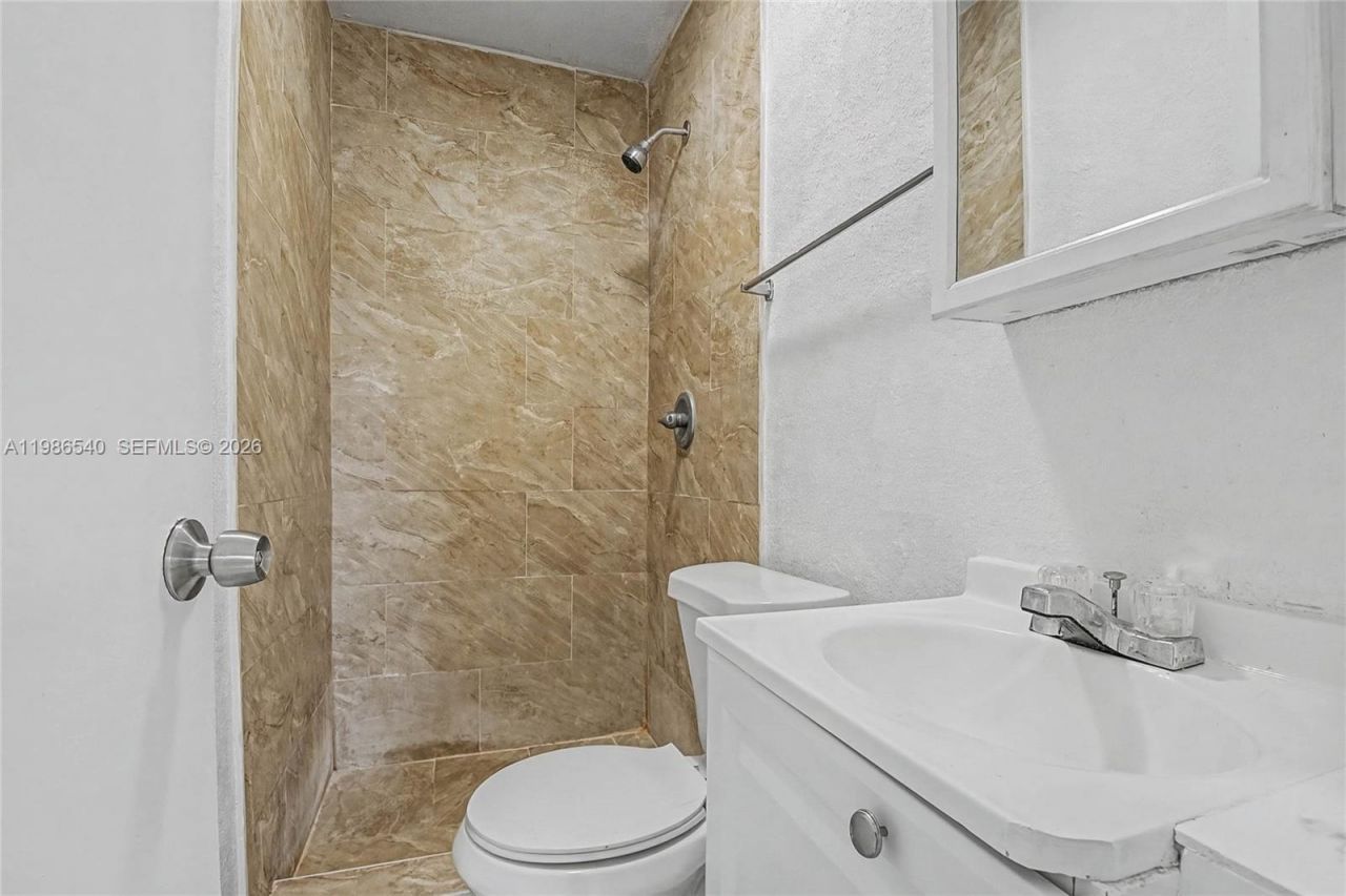 15619 SW 73rd Cir Ter , Unit 10-4, Miami, FL 33193 Photo