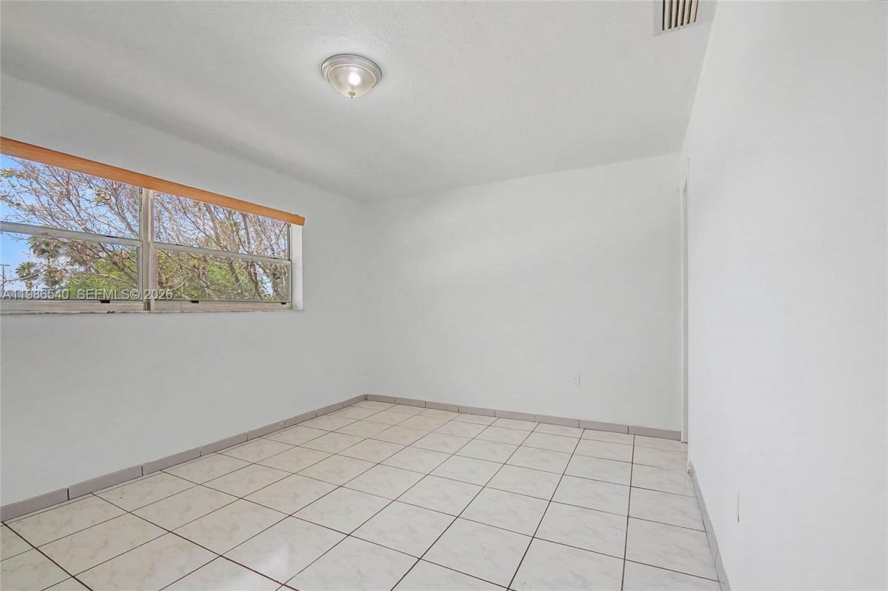 15619 SW 73rd Cir Ter , Unit 10-4, Miami, FL 33193 Photo