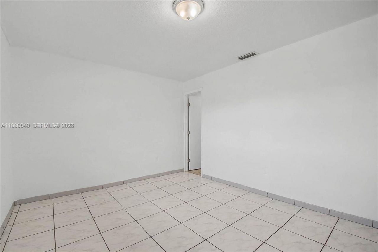 15619 SW 73rd Cir Ter , Unit 10-4, Miami, FL 33193 Photo