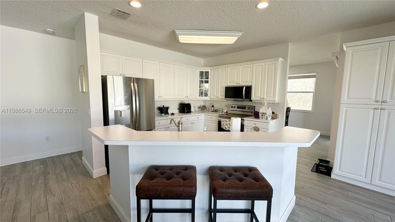 15973 NW 16th Ct, Pembroke Pines, FL 33028 Photo