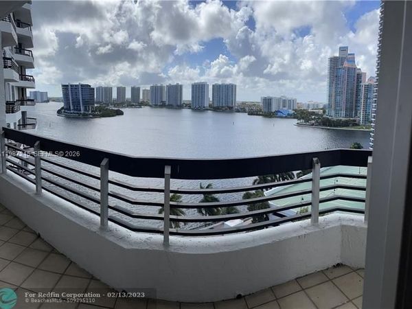 3600 Mystic Pointe Dr , Unit 1404, Aventura, FL 33180