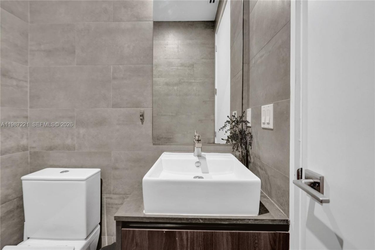 3465 SW 3rd Ave , Miami, FL 33145 Photo