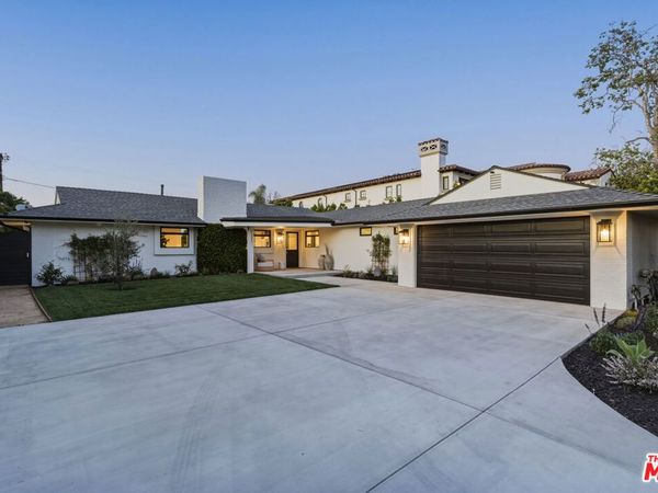 6321 Riggs Place, Los Angeles, CA 90045