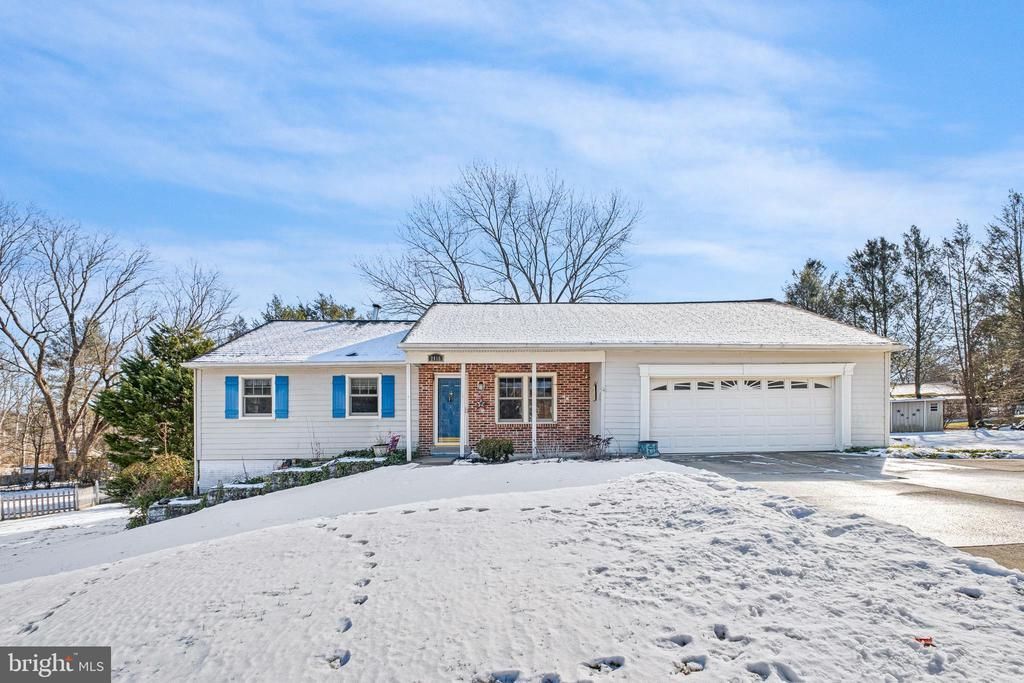 2416 W COLONIAL DRIVE , UPPER CHICHESTER, PA 19061