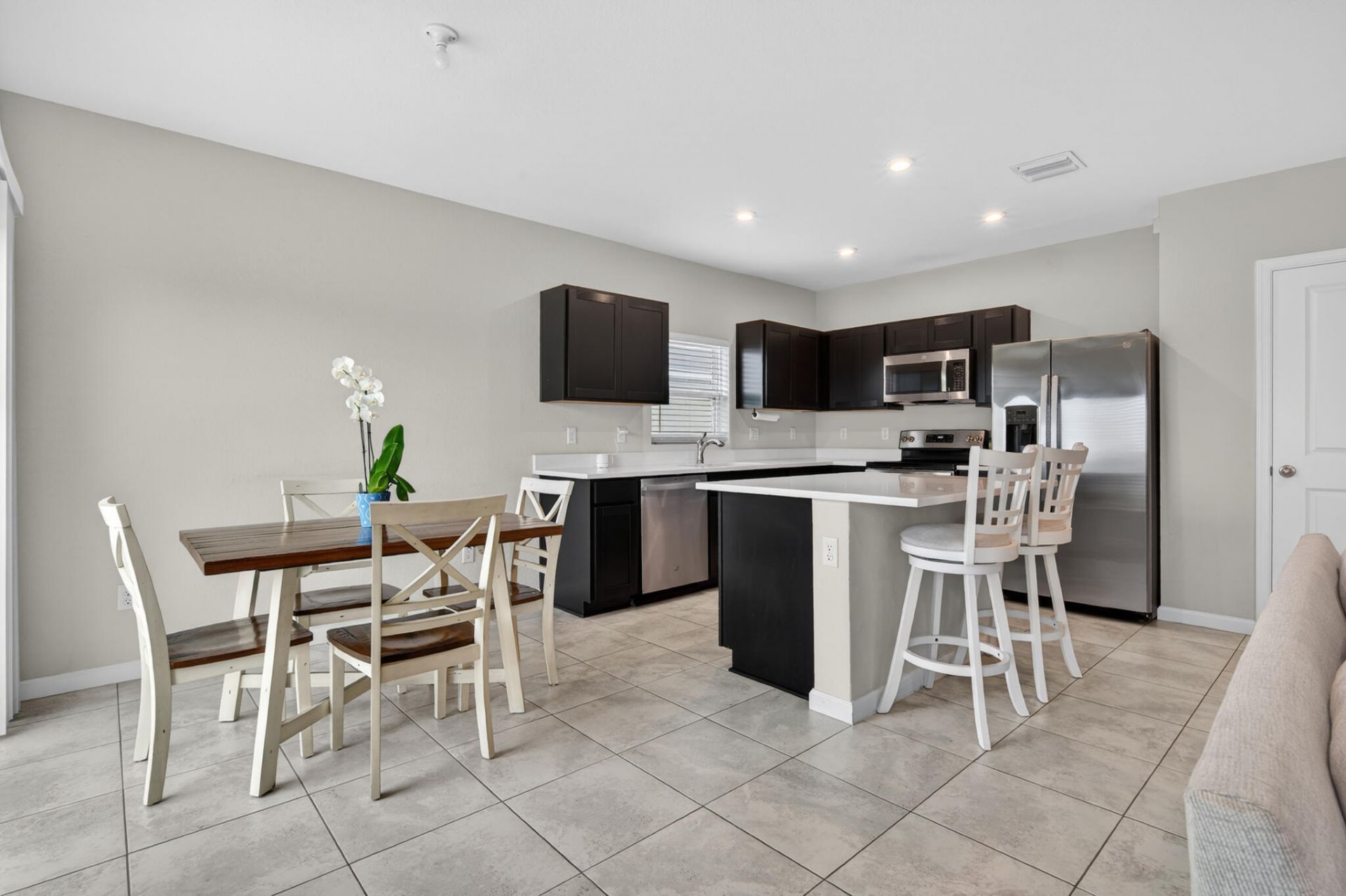 177 Dabou Loop, Belle Glade, FL 33430 Photo