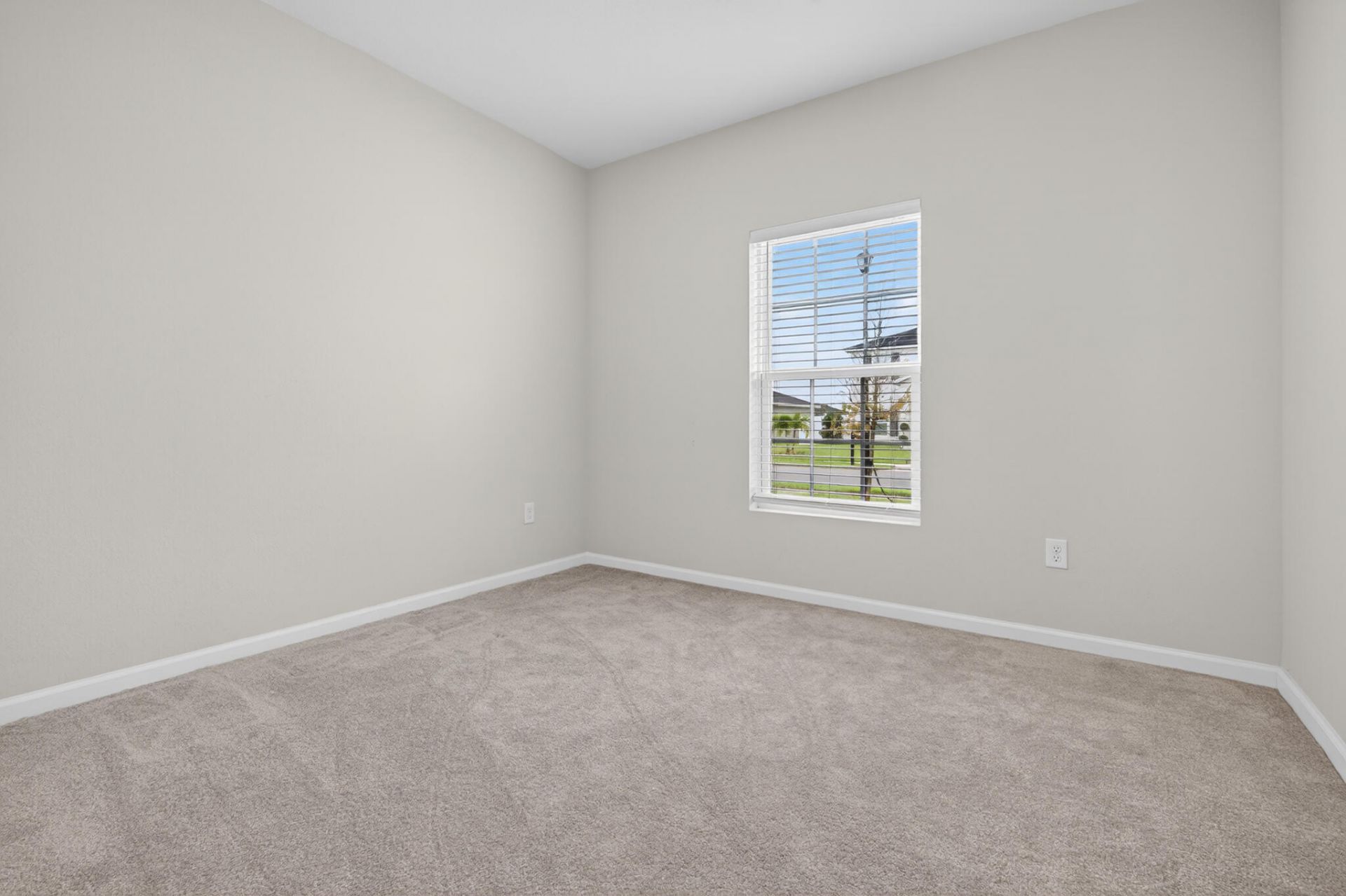 177 Dabou Loop, Belle Glade, FL 33430 Photo