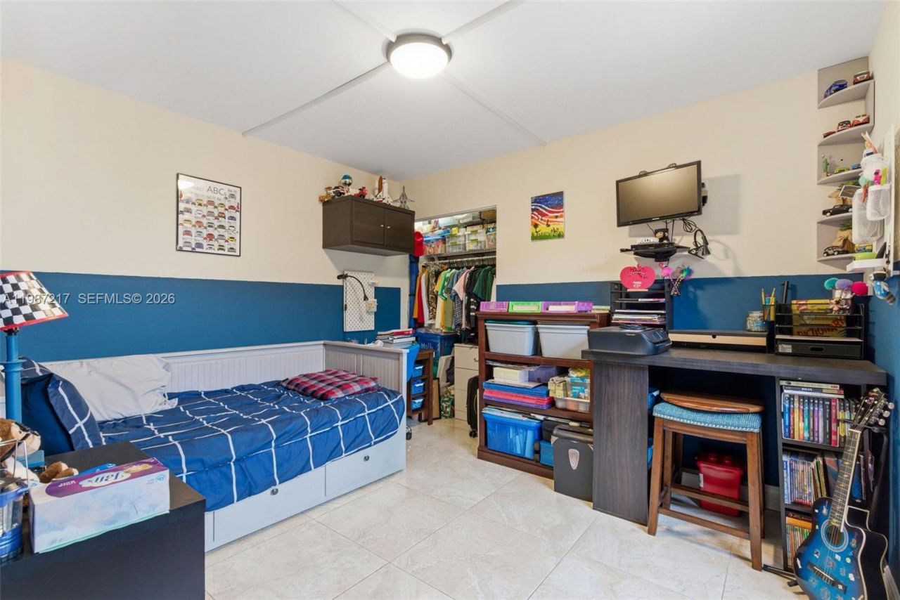 9746 NW 4th Ln, Unit 9746, Miami, FL 33172 Photo