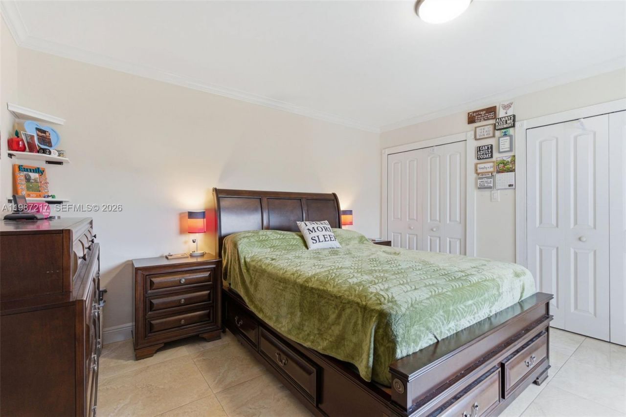 9746 NW 4th Ln, Unit 9746, Miami, FL 33172 Photo