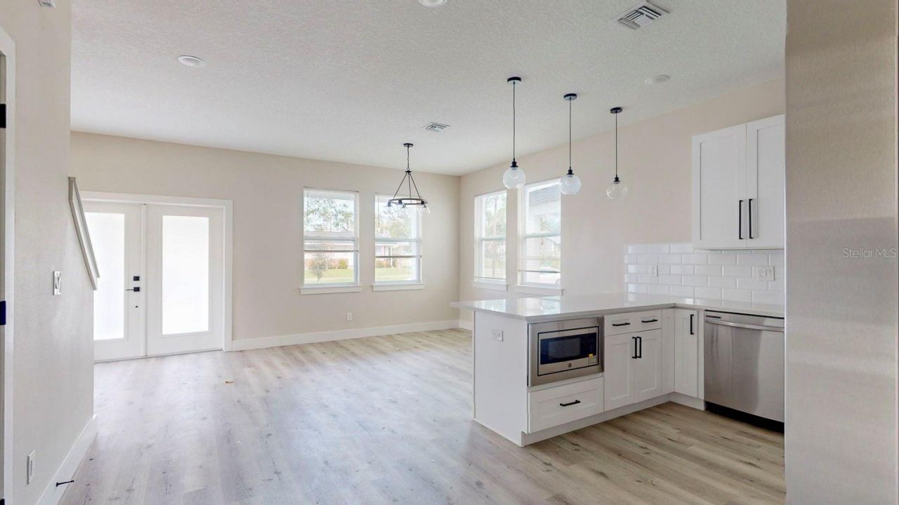 5112 3rd Avenue N, Saint Petersburg, FL 33710 Photo