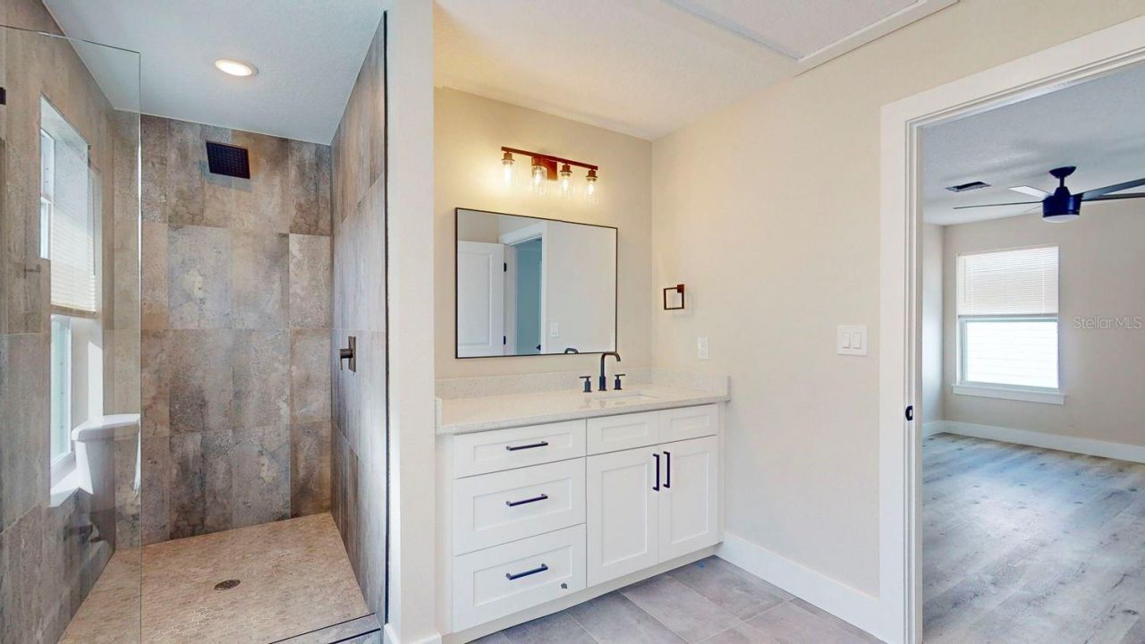 5112 3rd Avenue N, Saint Petersburg, FL 33710 Photo