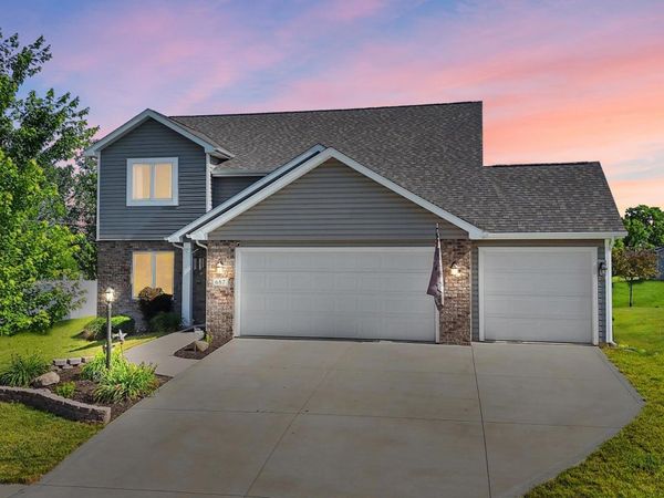 687 Sully Court, Angola, IN 46703