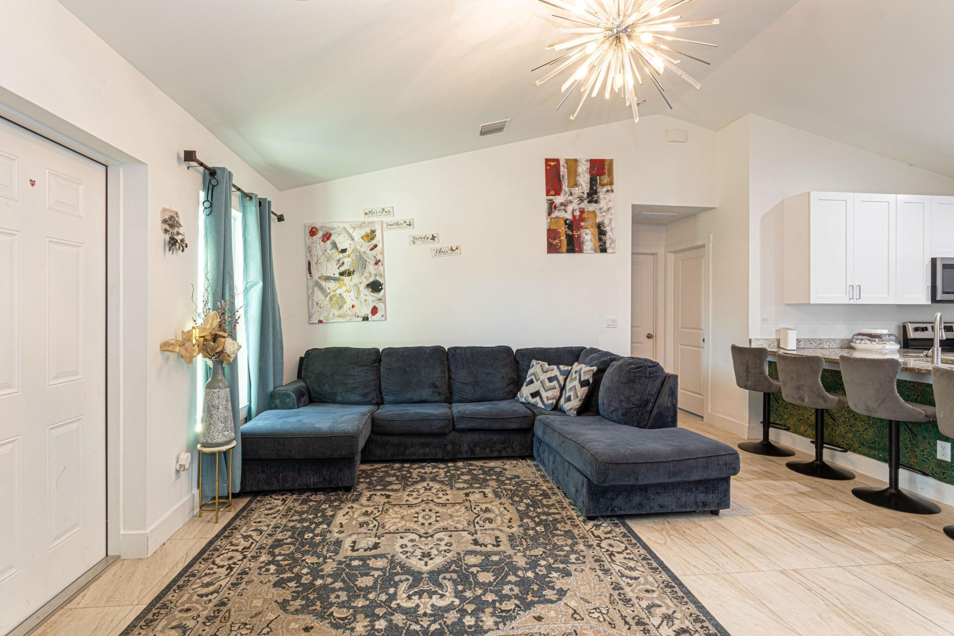 7757 NW 82nd Court, Okeechobee, FL 34972 Photo