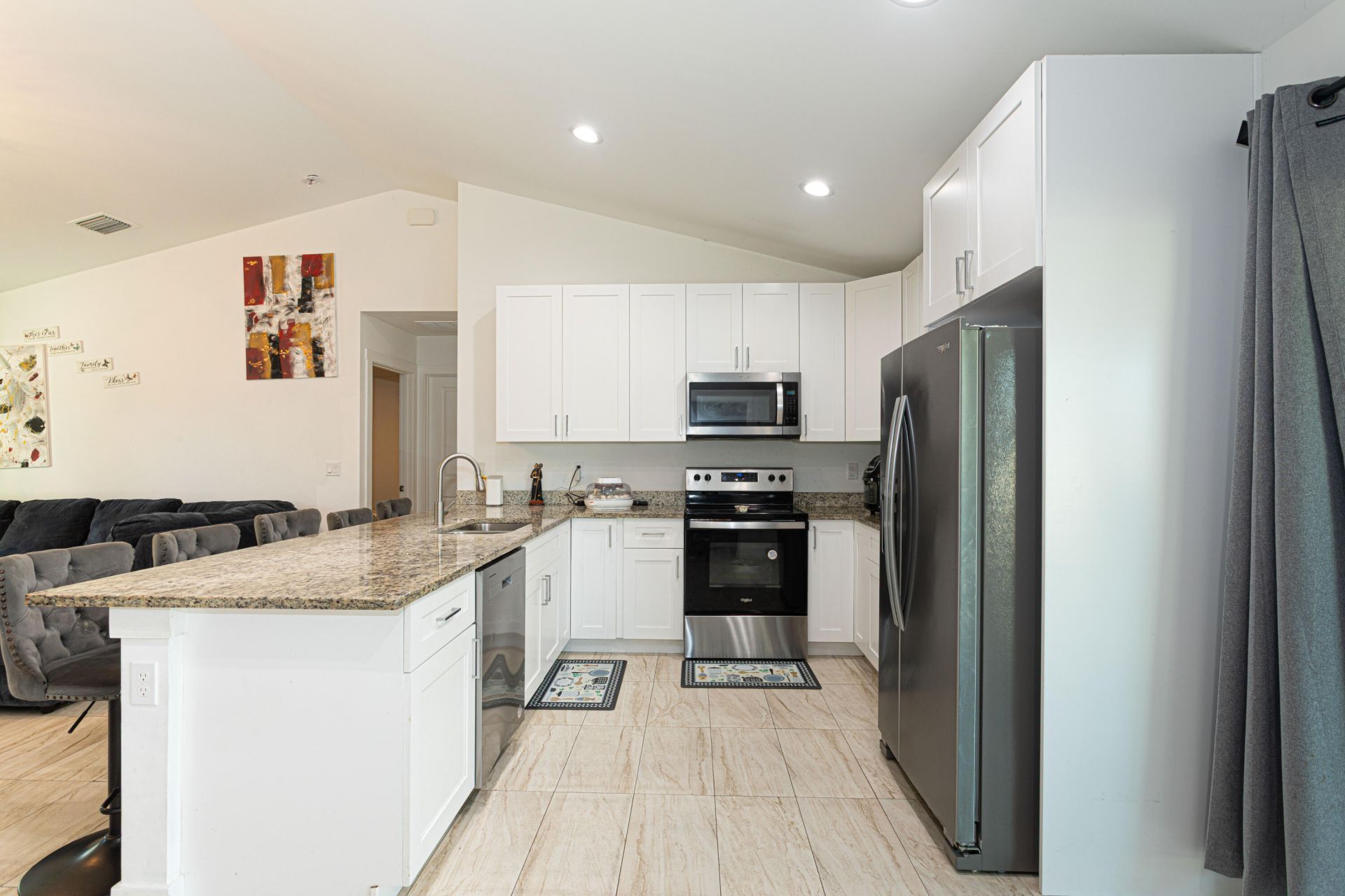 7757 NW 82nd Court, Okeechobee, FL 34972 Photo