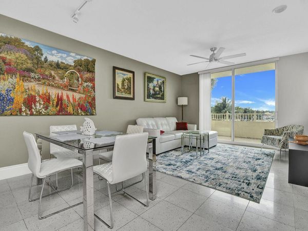 100 NE 6th Street, Unit 203, Boynton Beach, FL 33435