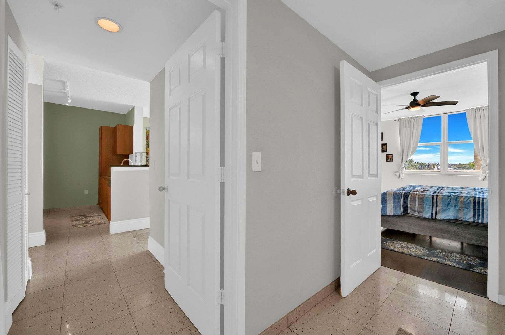 100 NE 6th Street, Unit 203, Boynton Beach, FL 33435 Photo