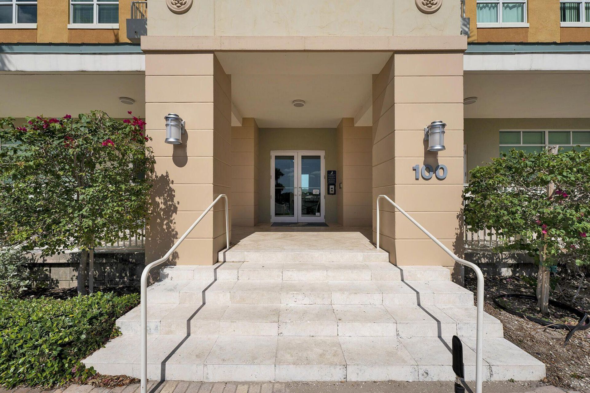 100 NE 6th Street, Unit 203, Boynton Beach, FL 33435 Photo