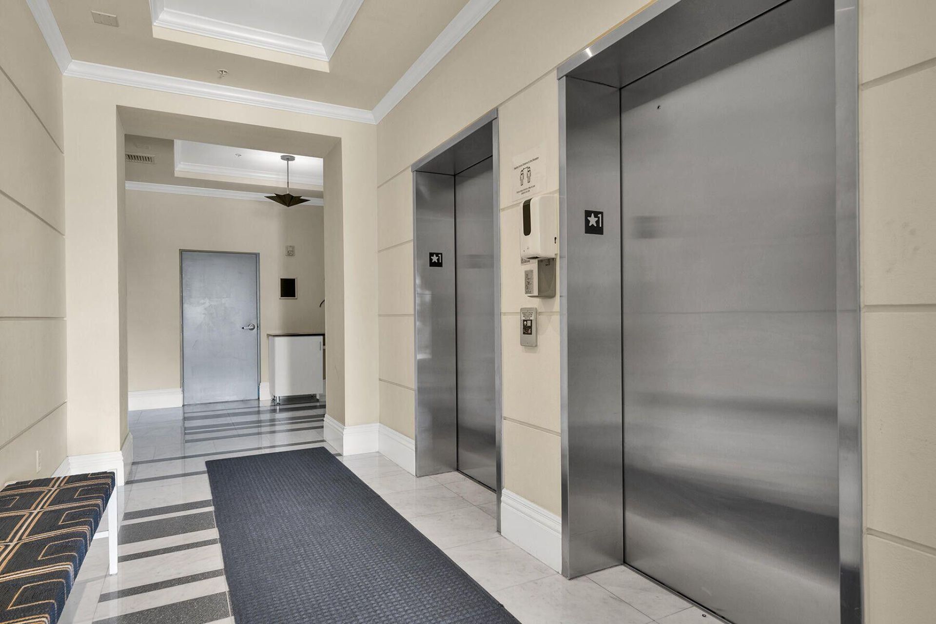 100 NE 6th Street, Unit 203, Boynton Beach, FL 33435 Photo