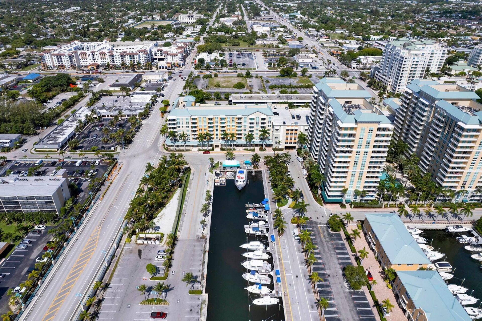 100 NE 6th Street, Unit 203, Boynton Beach, FL 33435 Photo