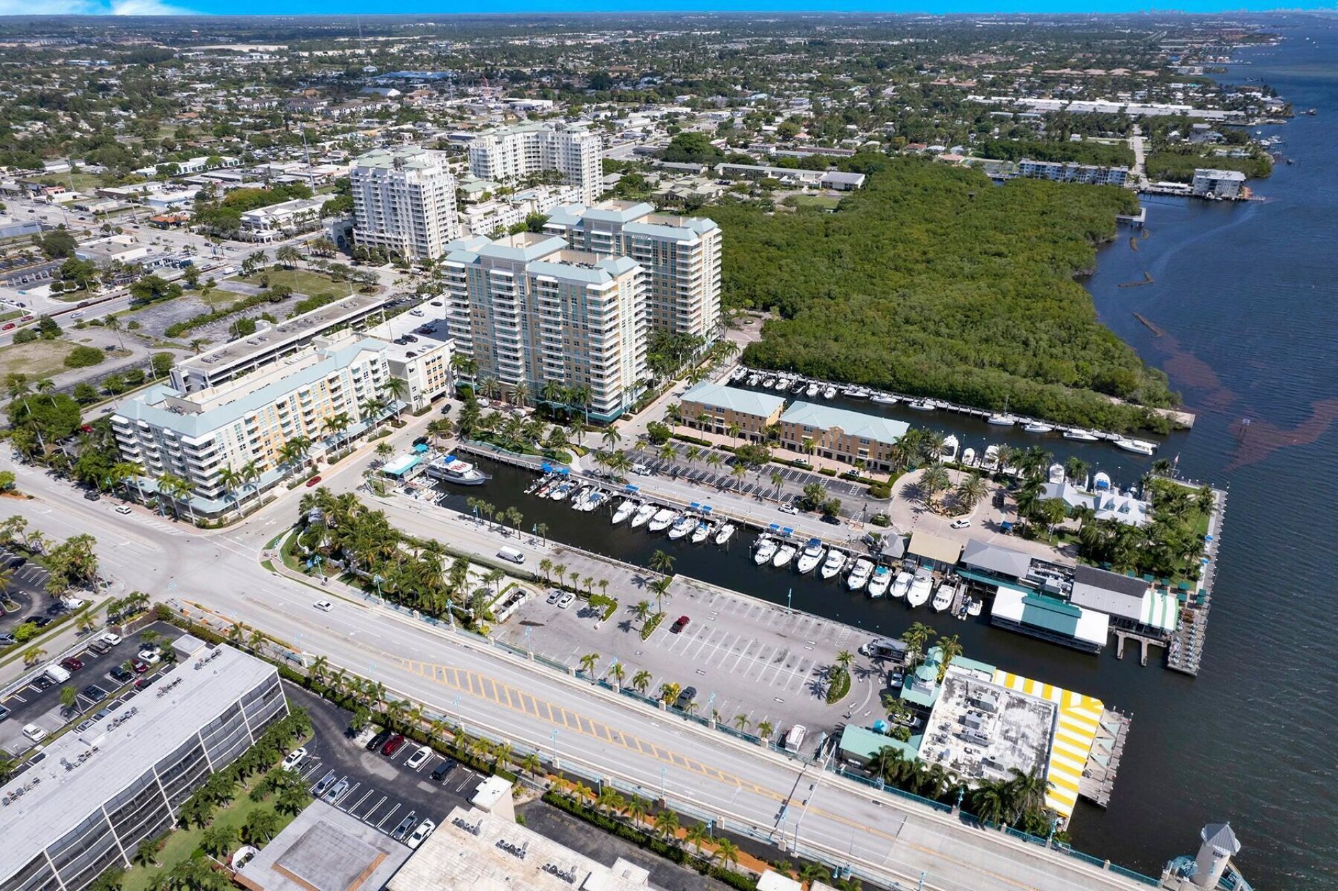 100 NE 6th Street, Unit 203, Boynton Beach, FL 33435 Photo