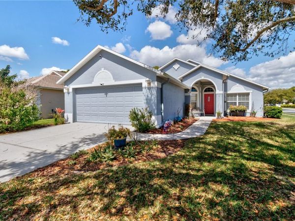 2101 Chinaberry Circle SE, Palm Bay, FL 32909