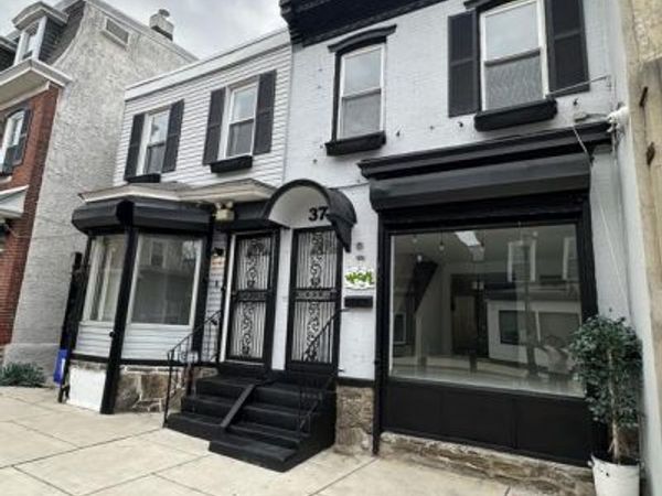 37 W MAPLEWOOD MALL , PHILADELPHIA, PA 19144