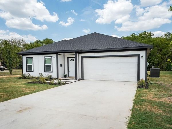 1607 Park Street, Kaufman, TX 75142