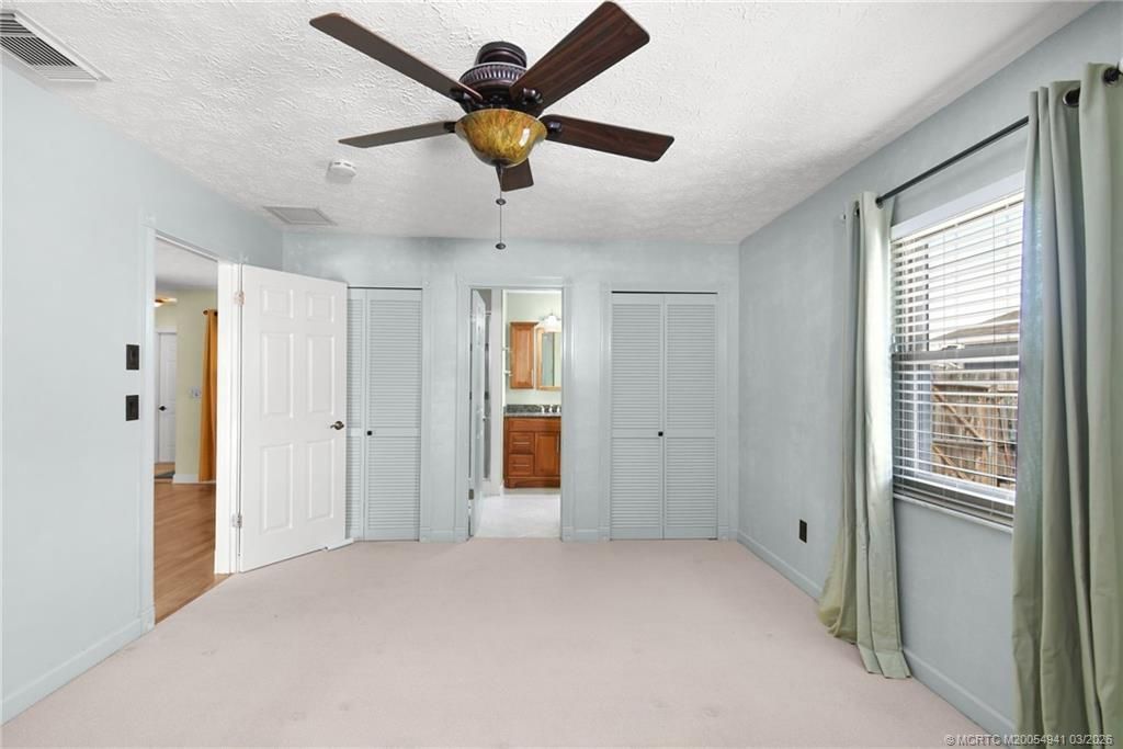 542 NW La Brea Avenue, Port Saint Lucie, FL 34983 Photo