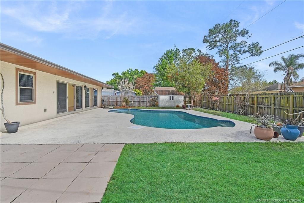 542 NW La Brea Avenue, Port Saint Lucie, FL 34983 Photo