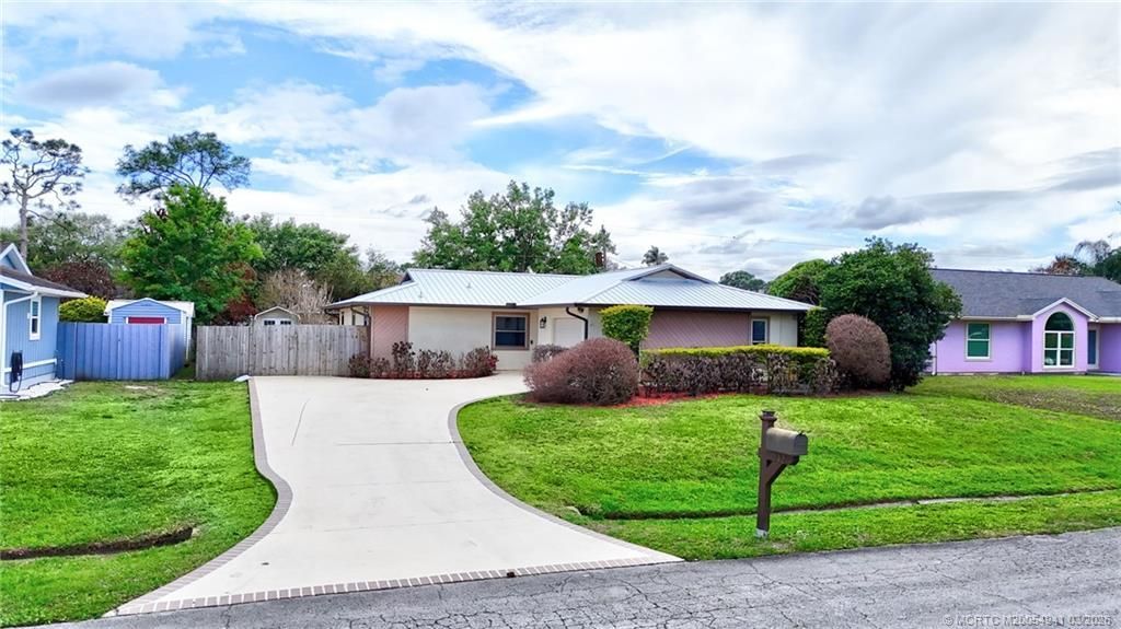 542 NW La Brea Avenue, Port Saint Lucie, FL 34983 Photo