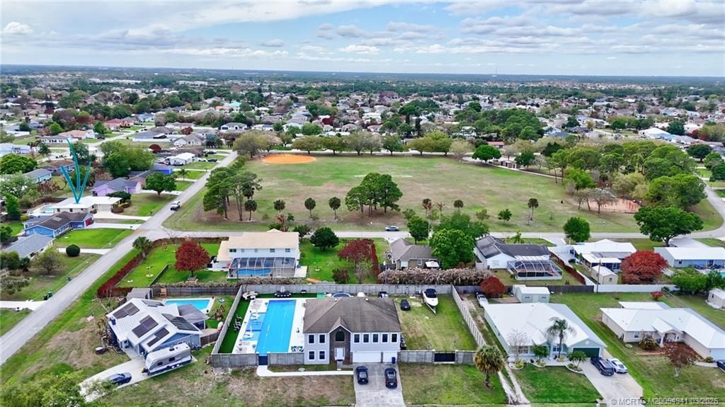 542 NW La Brea Avenue, Port Saint Lucie, FL 34983 Photo