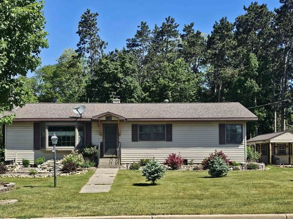 145 Forest Lane, Montello, WI 53949