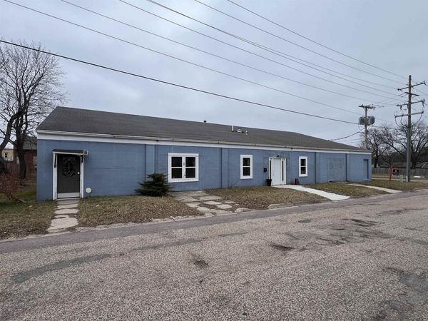 210 E Pearl Street, New Lisbon, WI 53950