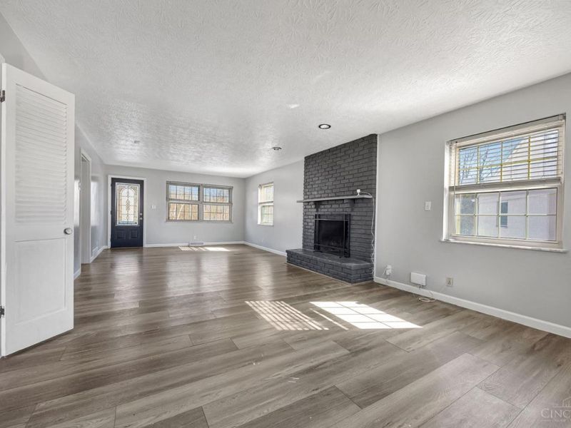 650 Allencrest Court, Springfield Twp., OH 45231 Photo 5