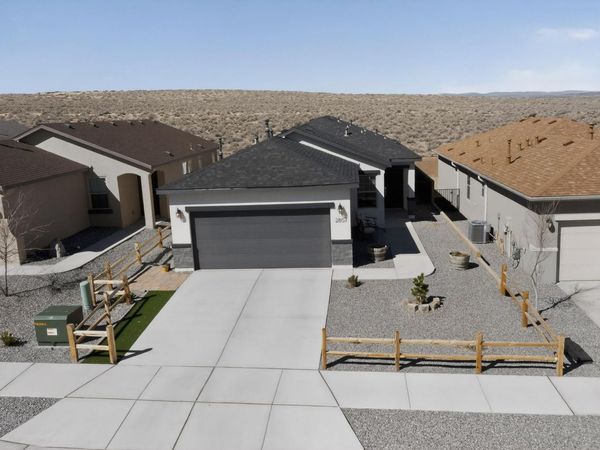 2807 Cambridge Avenue NE, Rio Rancho, NM 87144