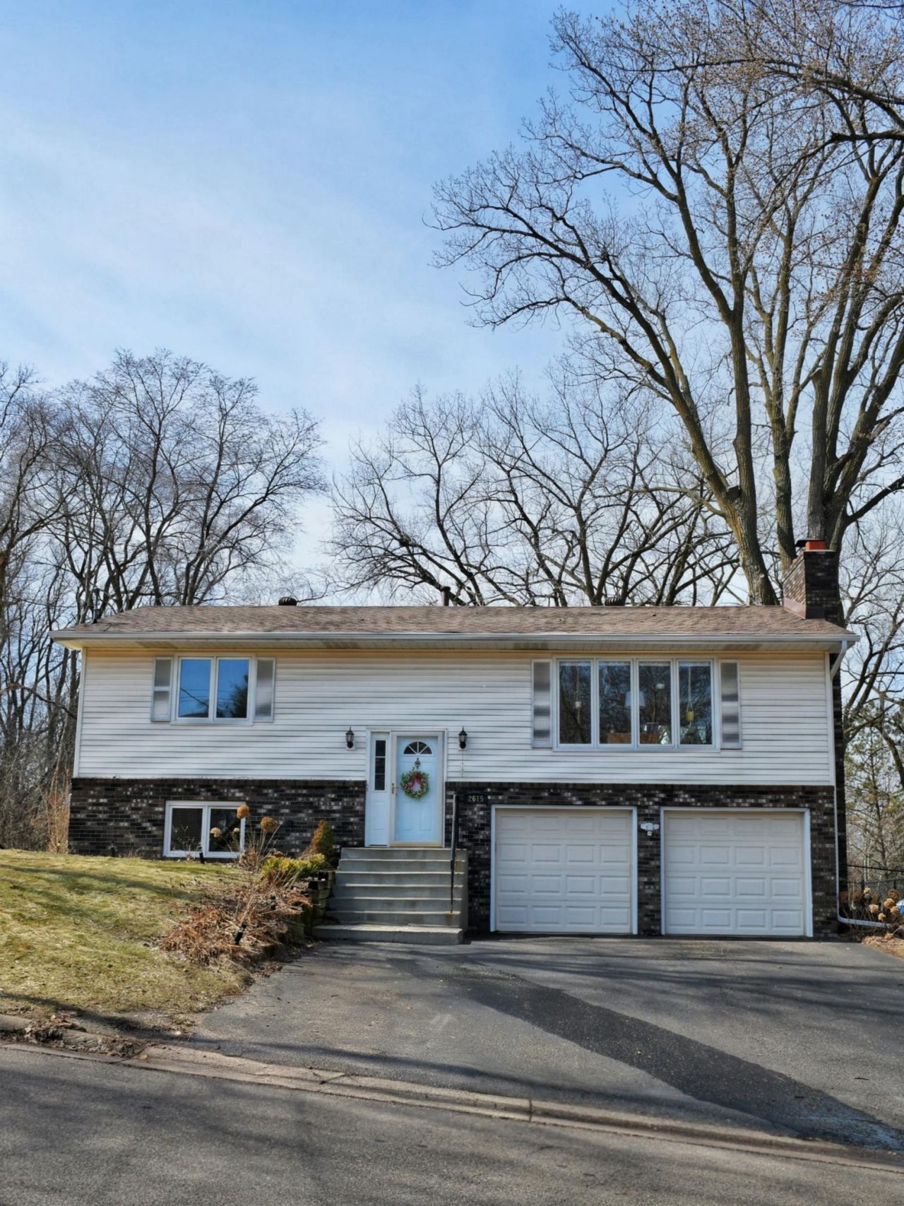 2615 Flandrau Street N, Maplewood, MN 55109 Main Photo