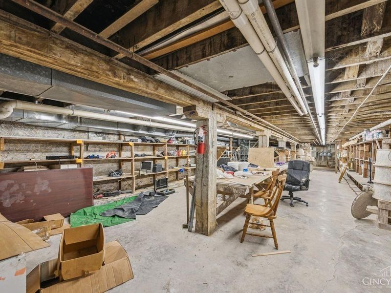 6011 Vine, Cincinnati, OH 45216 Photo 5