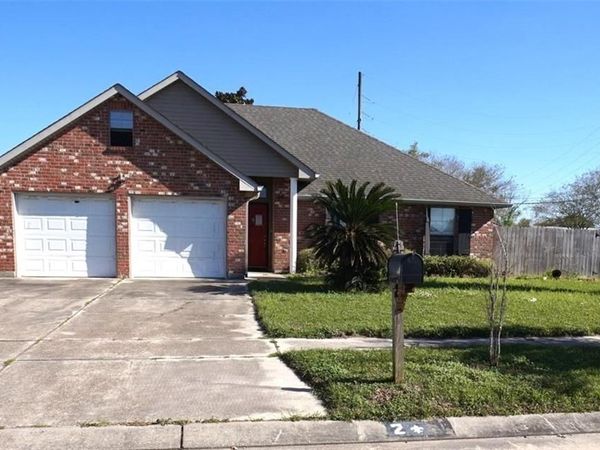 2 TUSCANY Drive , LaPlace, LA 70068