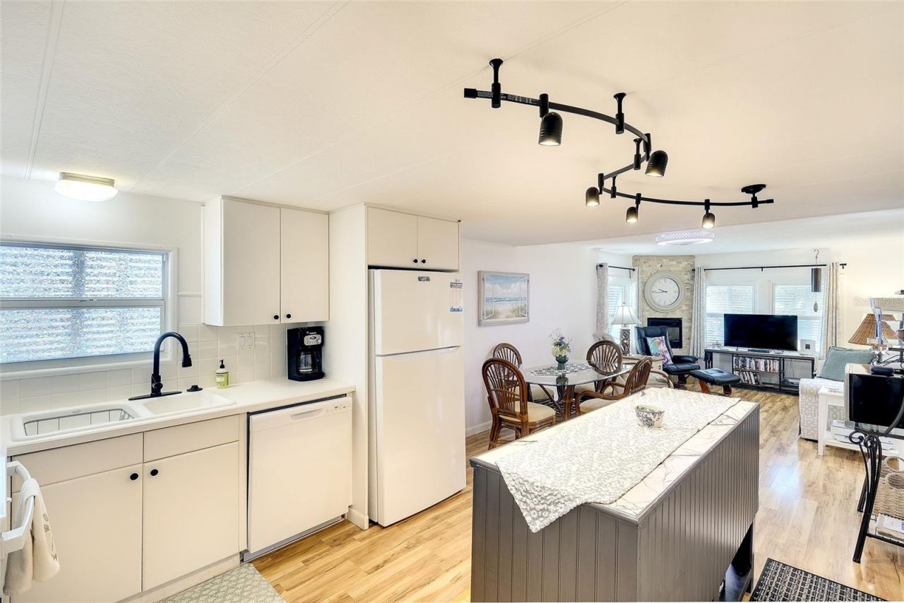 2058 Sun Home Street , Sarasota, FL 34231 Photo