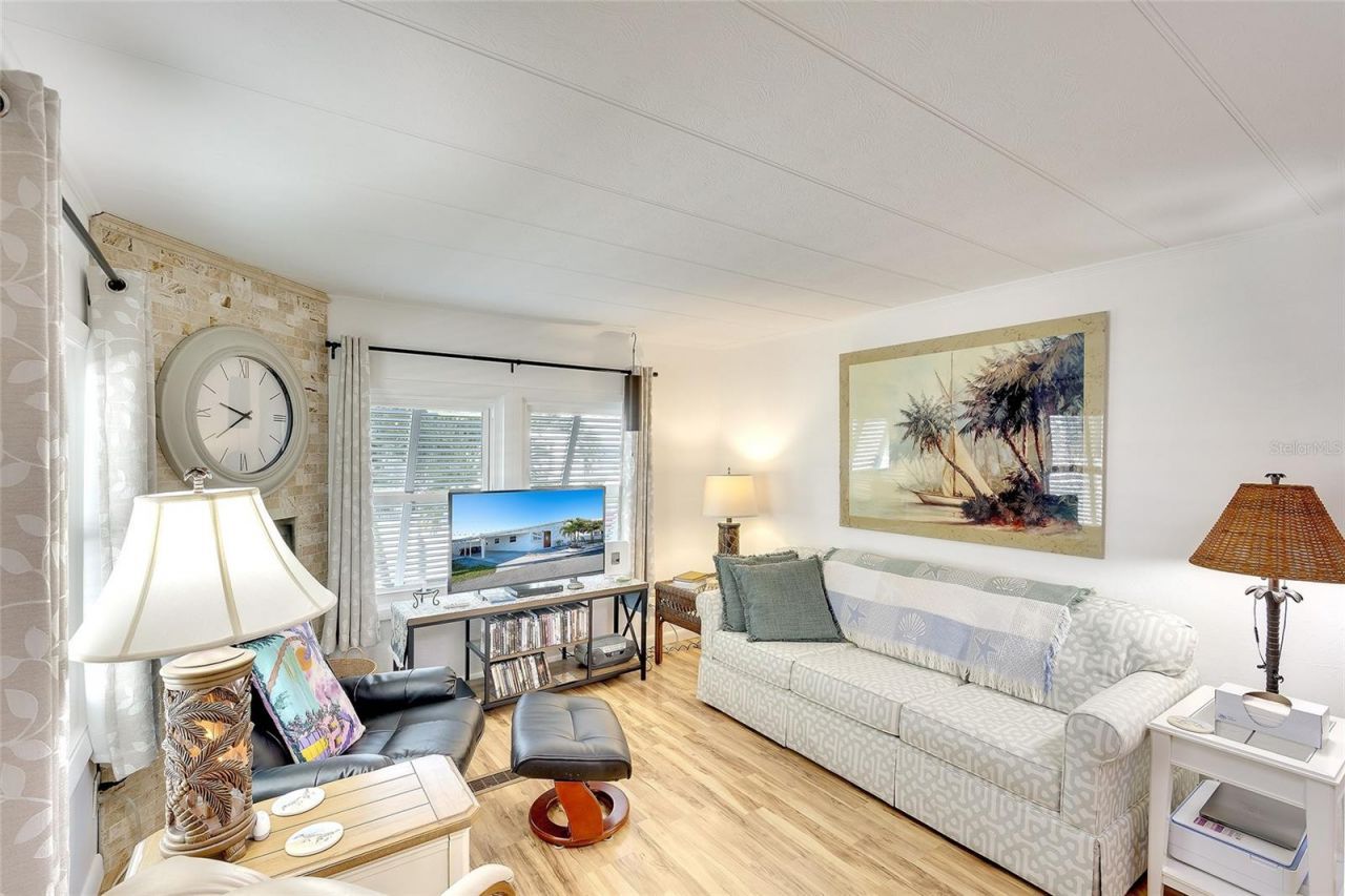 2058 Sun Home Street , Sarasota, FL 34231 Photo