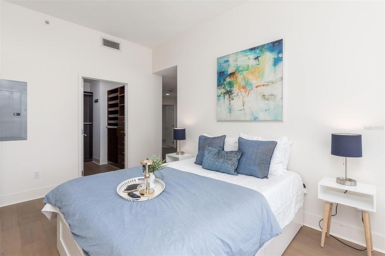 175 1st Street S, Unit 504, Saint Petersburg, FL 33701 Photo