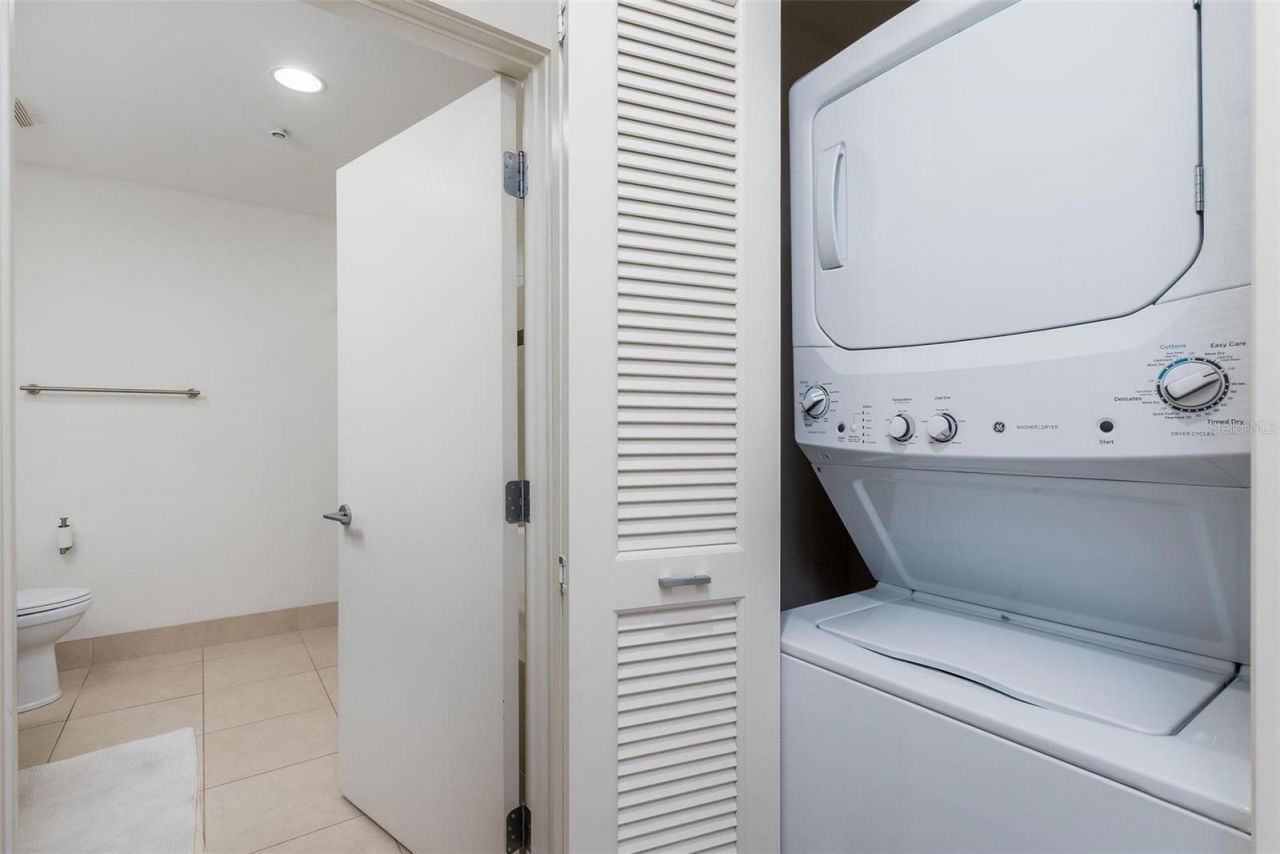 175 1st Street S, Unit 504, Saint Petersburg, FL 33701 Photo