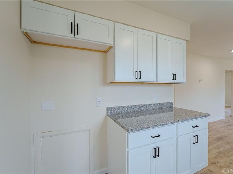 1692 Hopewell Avenue, Jefferson Township, OH 45417 Photo 10