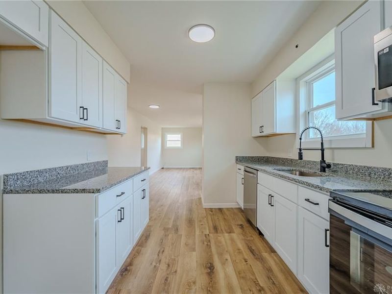 1692 Hopewell Avenue, Jefferson Township, OH 45417 Photo 12