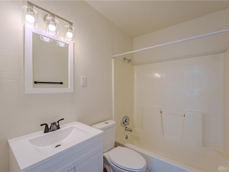 1692 Hopewell Avenue, Jefferson Township, OH 45417 Photo 17