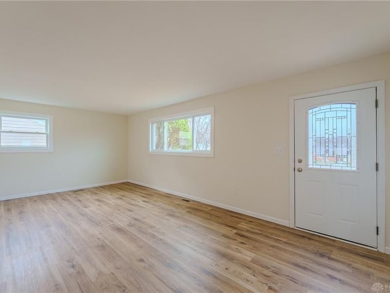 1692 Hopewell Avenue, Jefferson Township, OH 45417 Photo 6