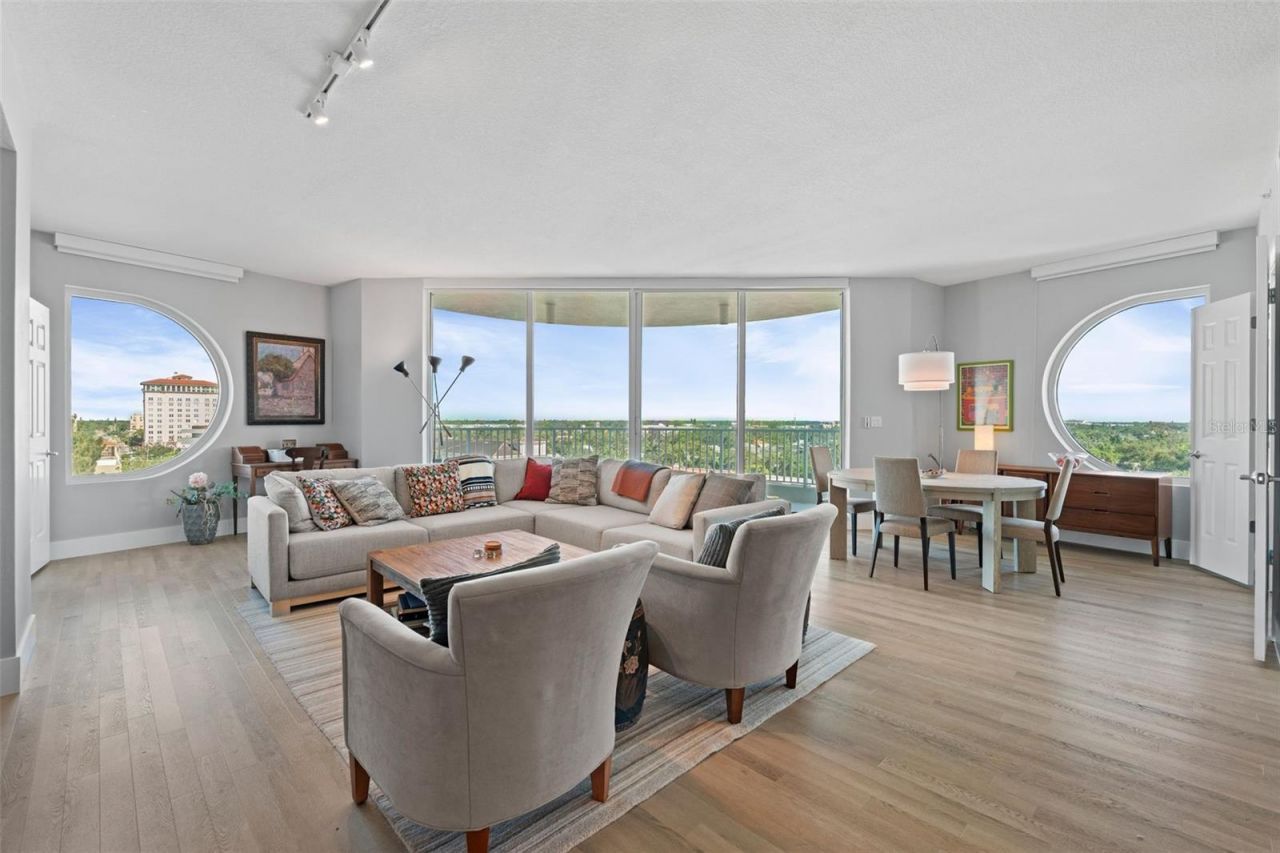 1771 Ringling Boulevard, Unit 707, Sarasota, FL 34236 Photo